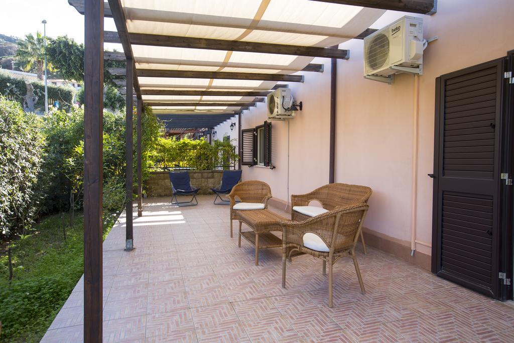 Villa Di Francoチェファル エクステリア 写真