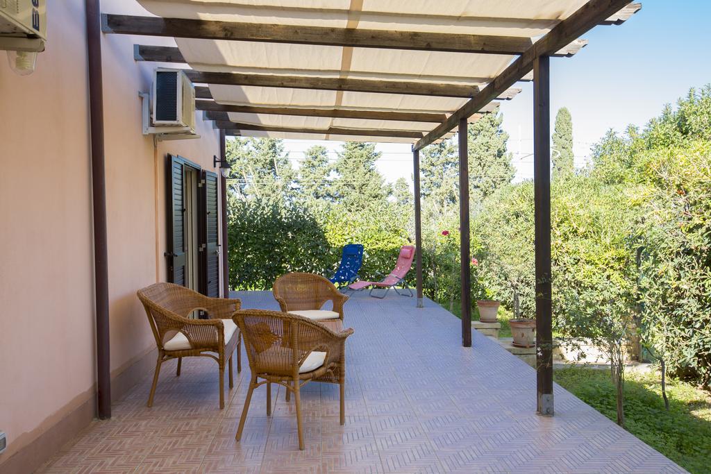 Villa Di Francoチェファル エクステリア 写真